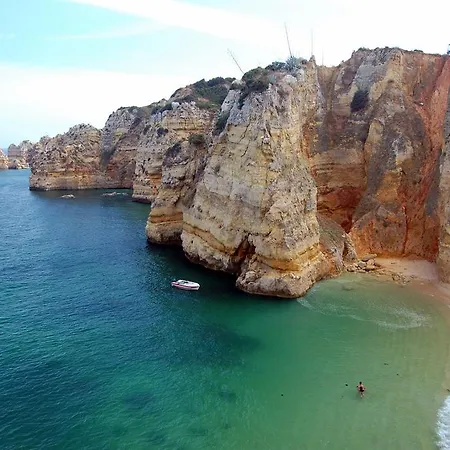 Marfim - - Praia Dona Ana Villa